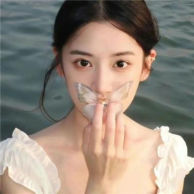 茱莉小姐